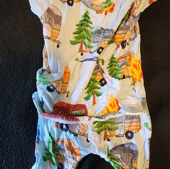 Ready Set Romper 0-6 months camping - Picture 2 of 3